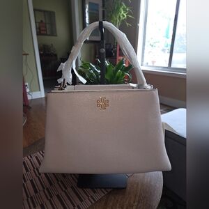NWT Tory Burch Pebbled Leather Top-Handle Satchel in Light Beige with Gold Logo